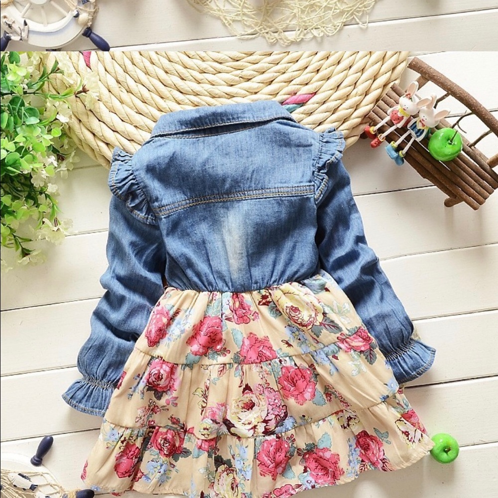 •LAST 1!•What in Carnation?! Country Floral Dress• - Picture 2 of 8